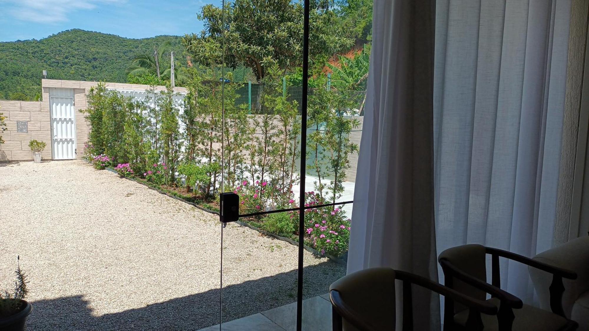 Casa Monteflor Governador Celso Ramos Rom bilde